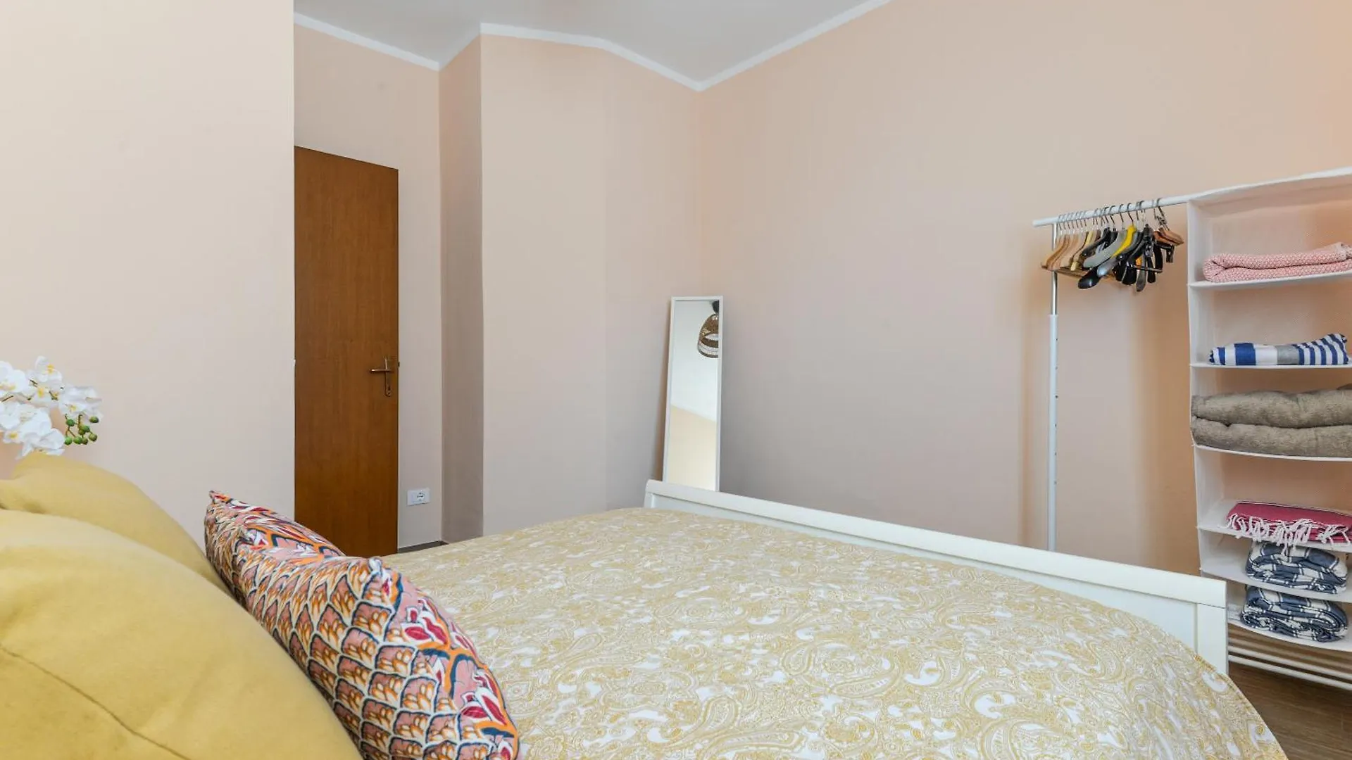 Villa Casa Di Sera E Mattina E Dependance Capoliveri  Italien